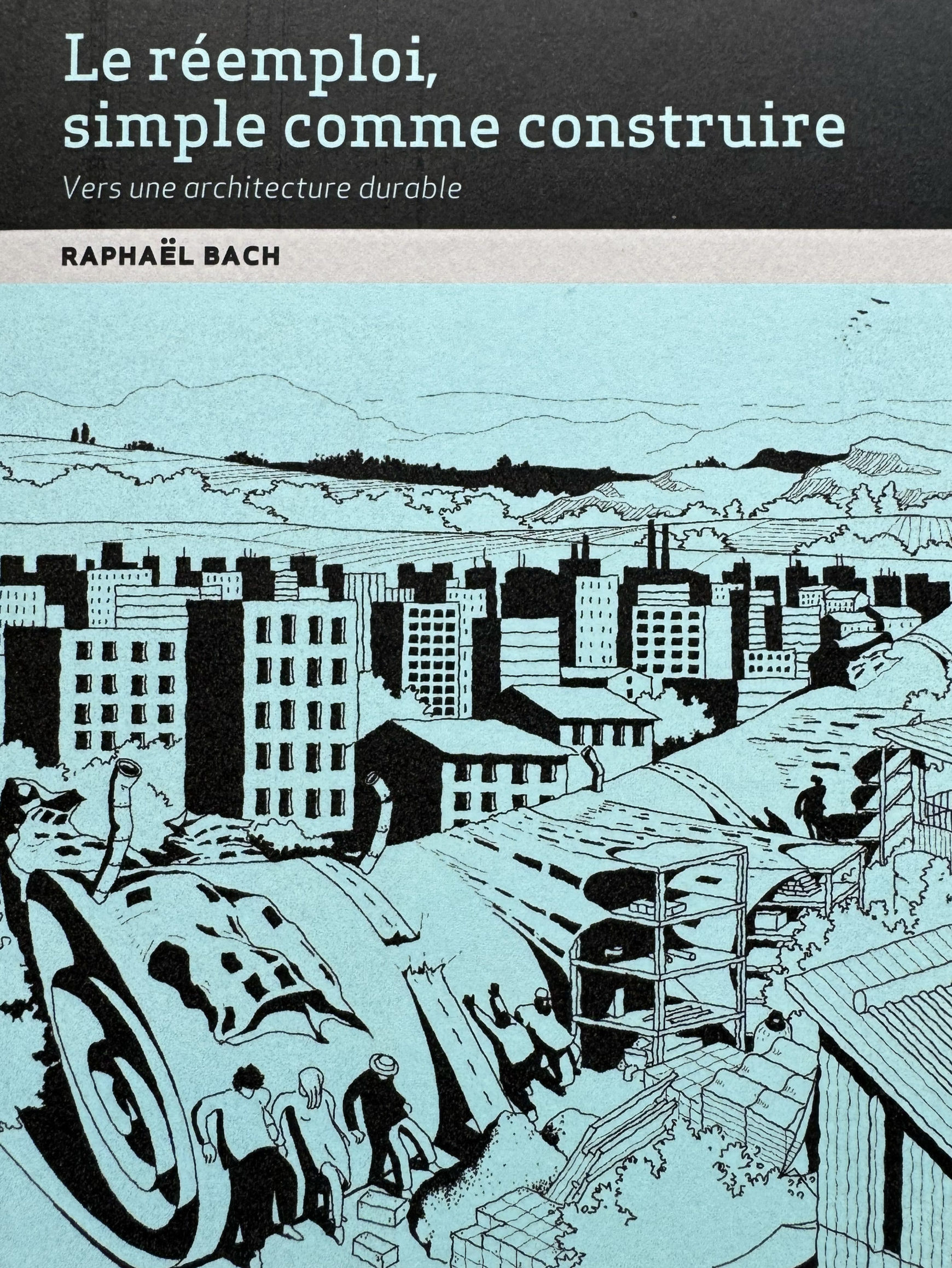 Livre le réemploi, simple comme construire